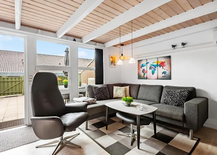 In With Sauna 펜션 Hemmet